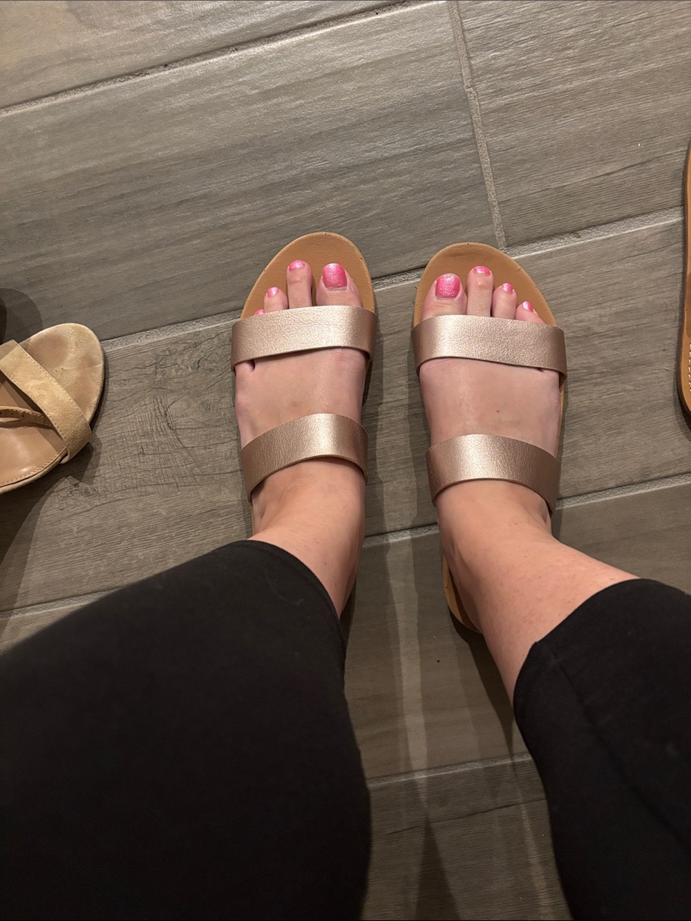 Shade & Shore rose gold sandals - Picture 5 of 7